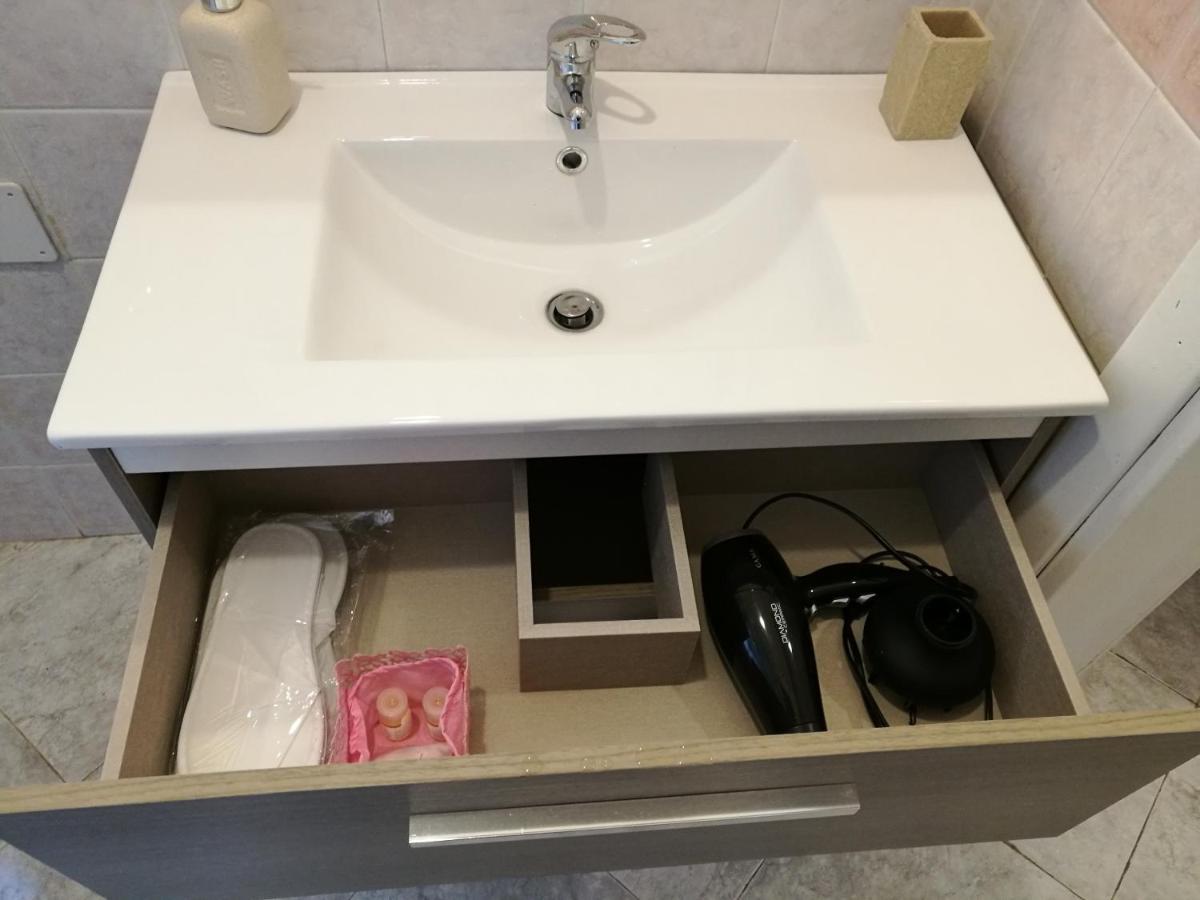 קאסרטה Same As Home מראה חיצוני תמונה